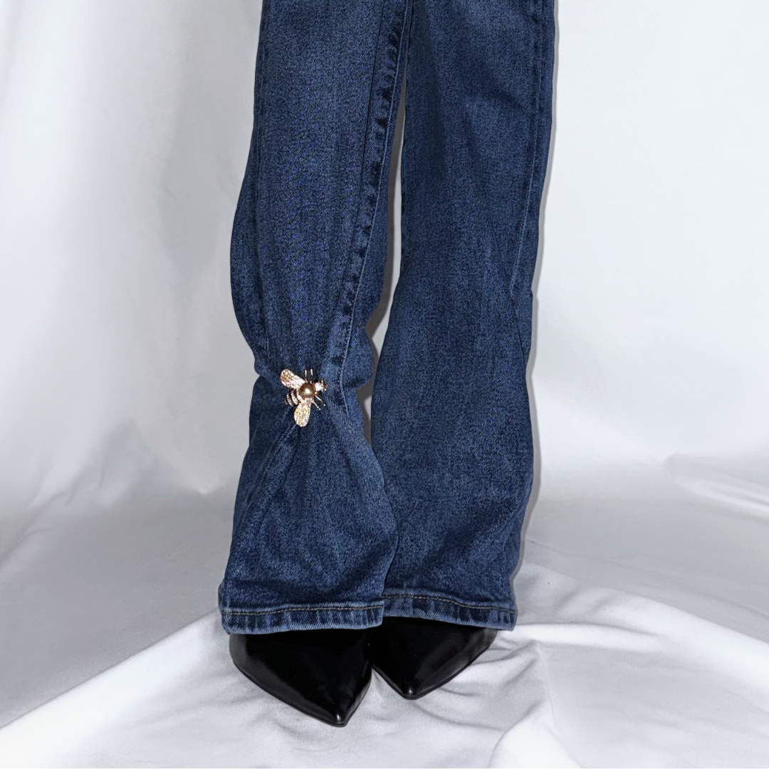 Honey Whisperer Jeanlet