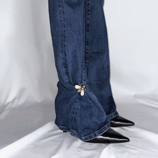 Honey Whisperer Jeanlet